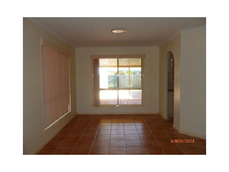 4 Laguna Court, Urangan QLD 4655