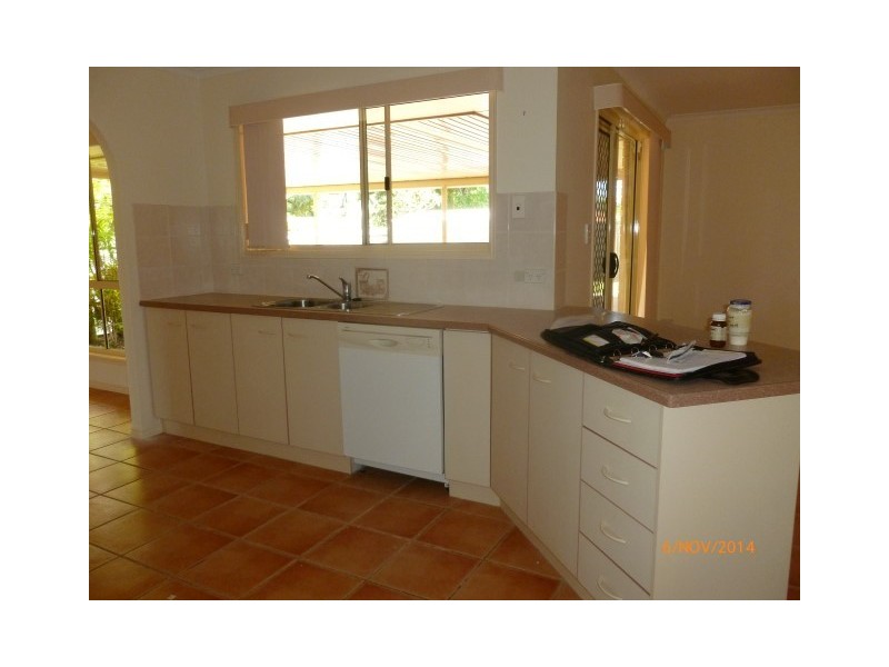 4 Laguna Court, Urangan QLD 4655