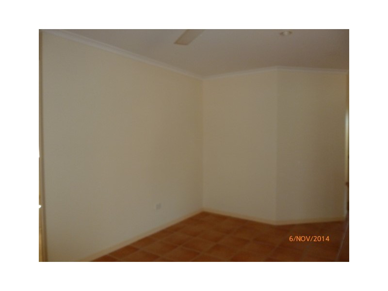 4 Laguna Court, Urangan QLD 4655