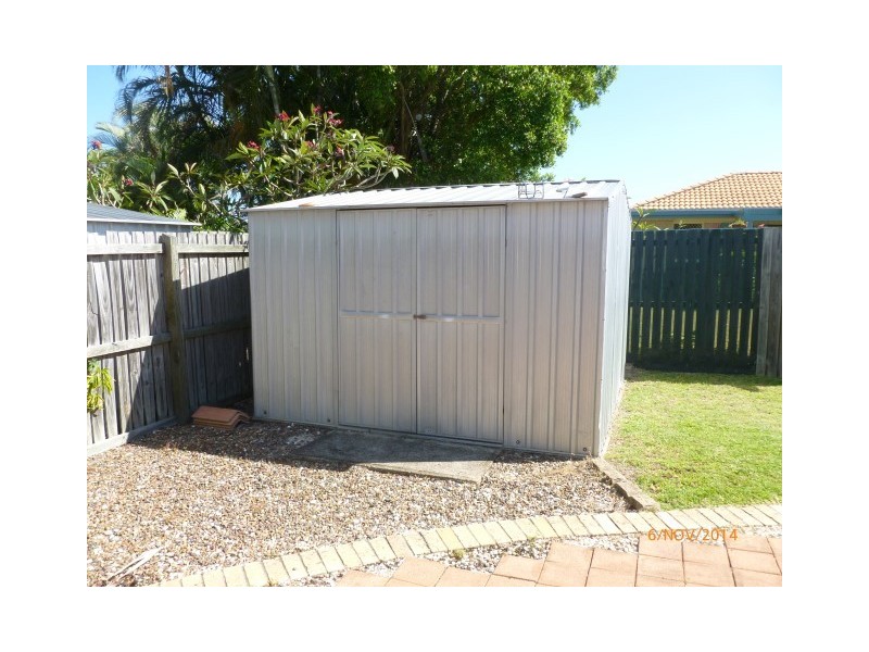 4 Laguna Court, Urangan QLD 4655