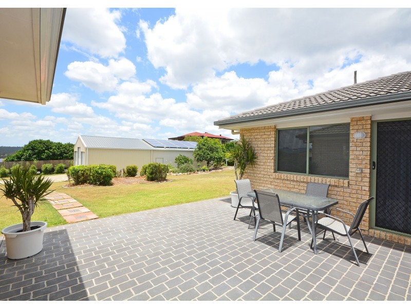 1-5 Highland Place, Craignish QLD 4655