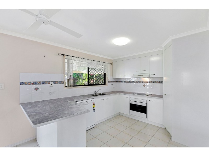 1 Abbey Court, Kawungan QLD 4655