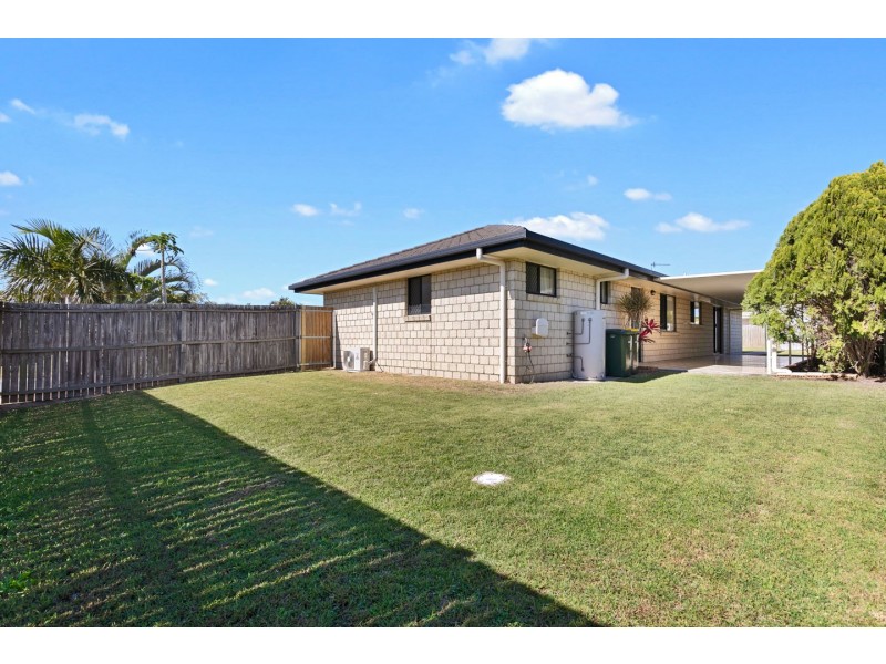 1 Abbey Court, Kawungan QLD 4655