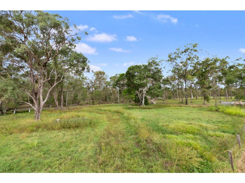 36 Creek Street, Howard QLD 4659