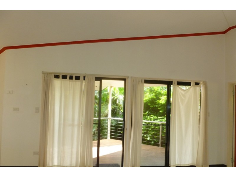 2/17 Truro Street, Torquay QLD 4655