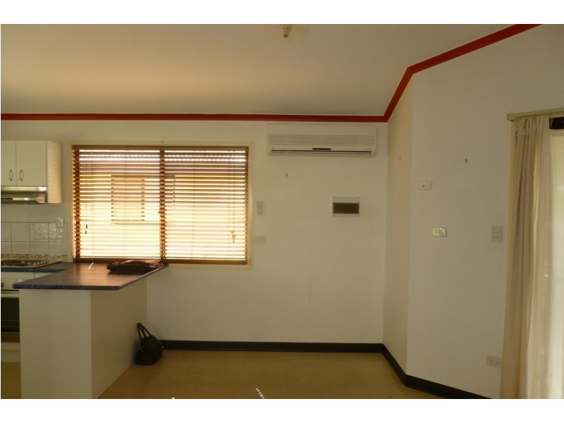 2/17 Truro Street, Torquay QLD 4655