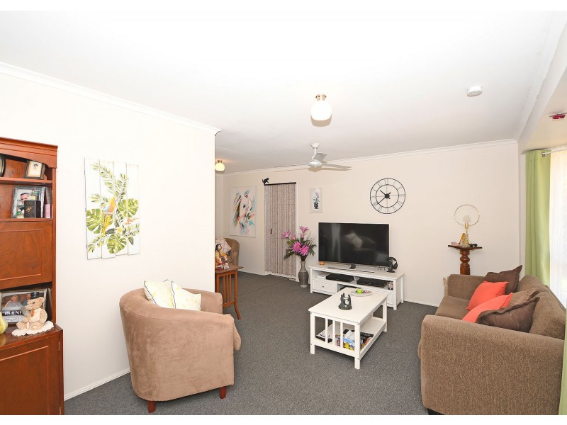 15 Thornbill Drive, Eli Waters QLD 4655