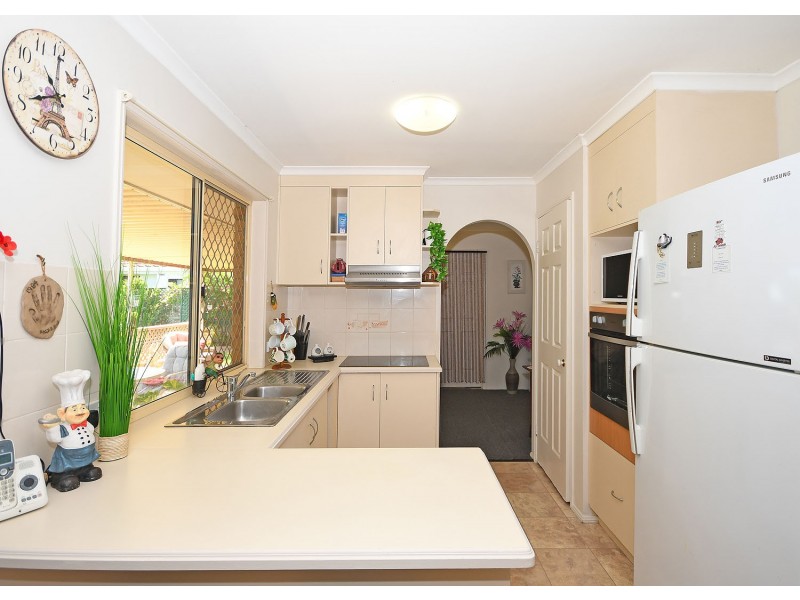 15 Thornbill Drive, Eli Waters QLD 4655