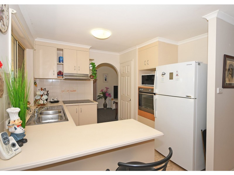 15 Thornbill Drive, Eli Waters QLD 4655