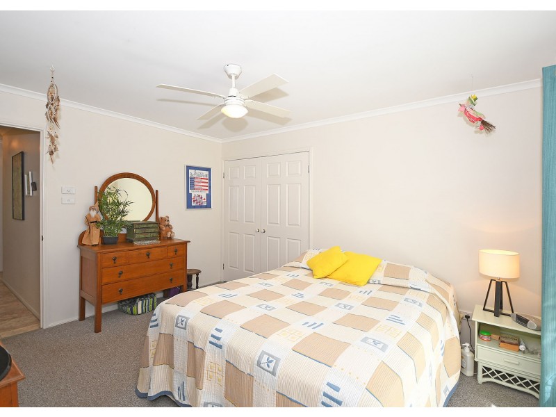 15 Thornbill Drive, Eli Waters QLD 4655