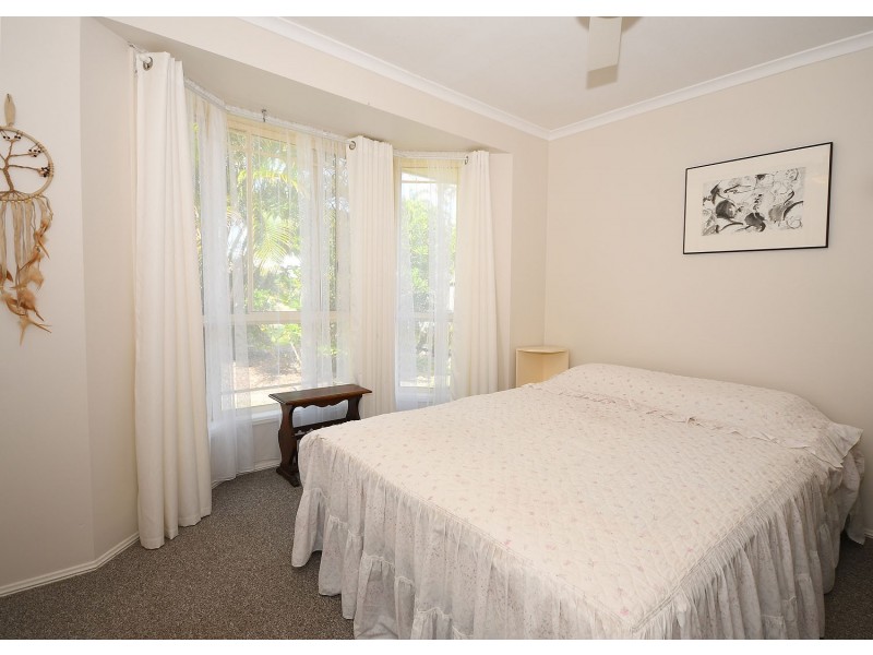 15 Thornbill Drive, Eli Waters QLD 4655