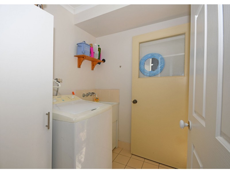 15 Thornbill Drive, Eli Waters QLD 4655