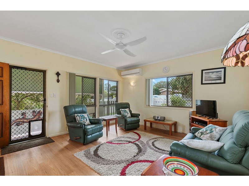 1/81 Miller Street, Urangan QLD 4655