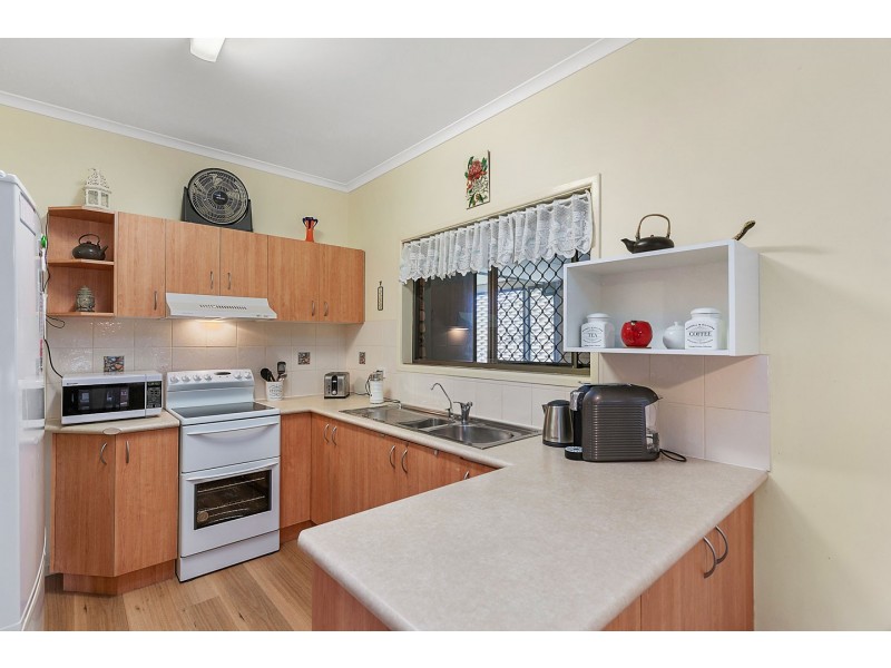 1/81 Miller Street, Urangan QLD 4655