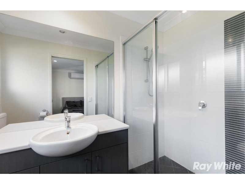 16 Venus Street, Urraween QLD 4655