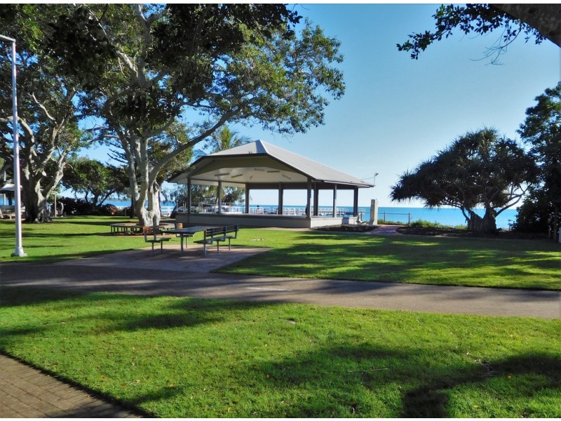 2/346 Esplanade, Scarness QLD 4655