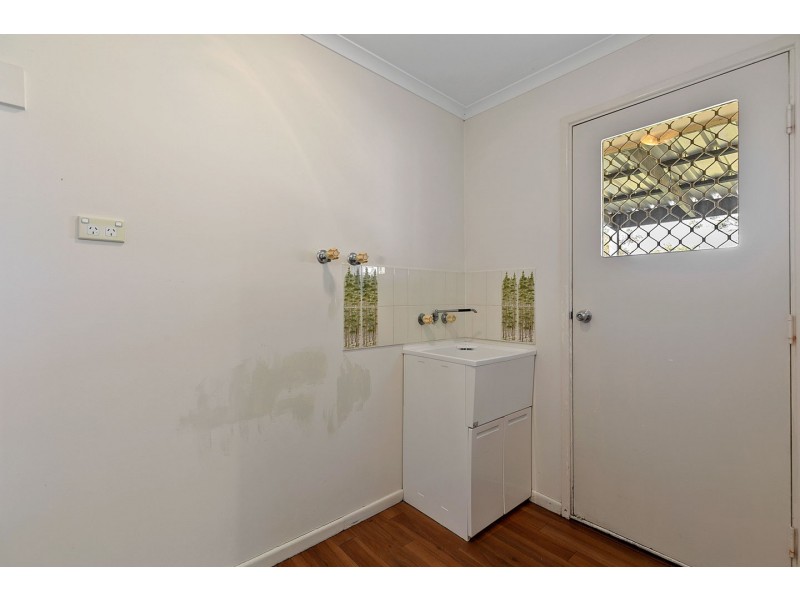 717 Boat Harbour Drive, Urangan QLD 4655