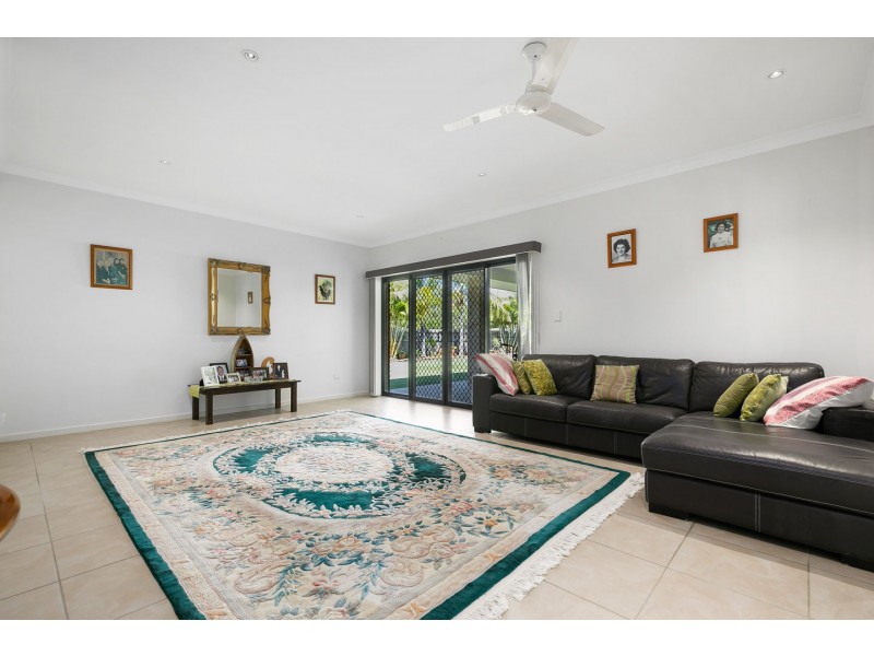 19 Amstal Avenue, Wondunna QLD 4655