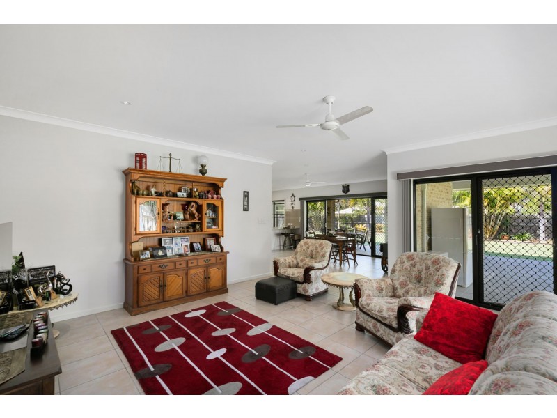 19 Amstal Avenue, Wondunna QLD 4655