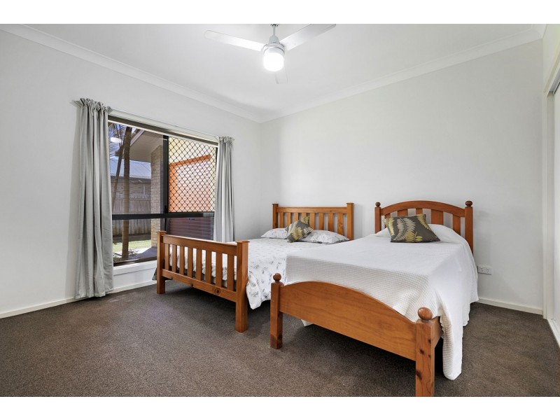 19 Amstal Avenue, Wondunna QLD 4655