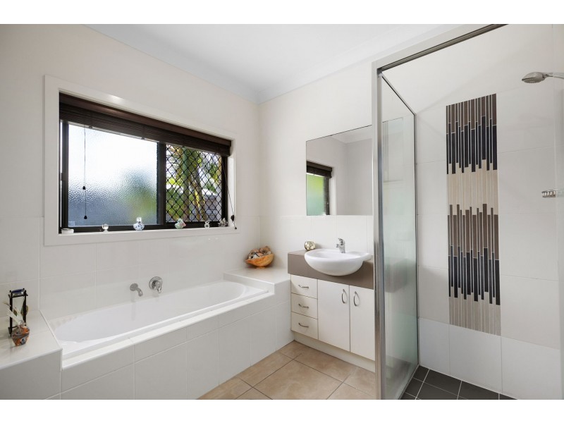 19 Amstal Avenue, Wondunna QLD 4655