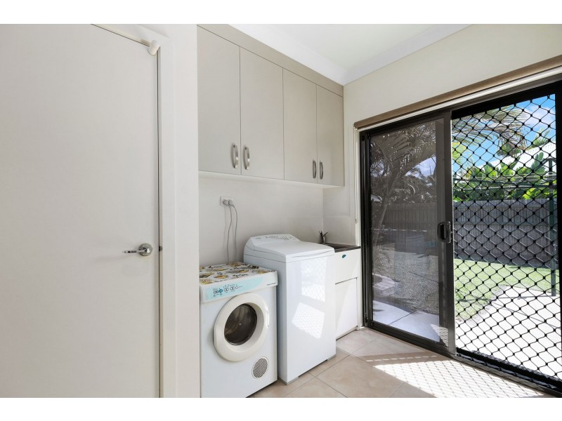 19 Amstal Avenue, Wondunna QLD 4655