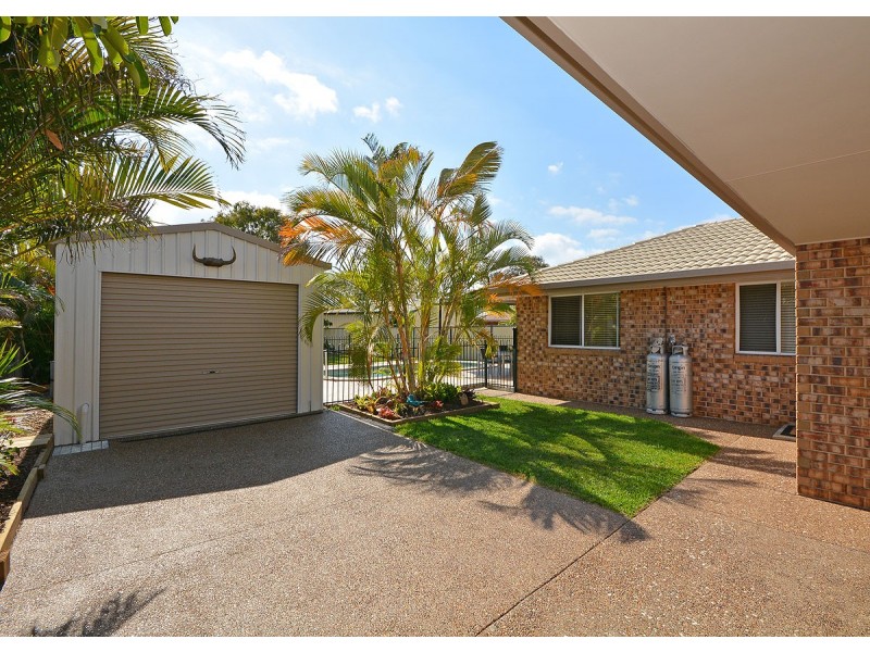 3 Shoreline Court, Urangan QLD 4655