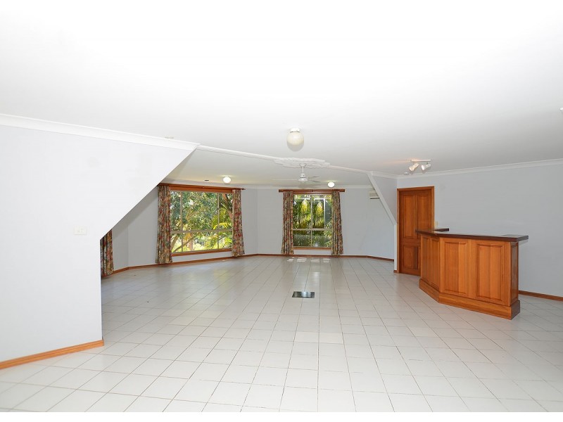 30 Pedelty Lane, Dundowran QLD 4655