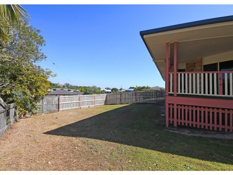 27 Gundesen Drive, Urraween QLD 4655