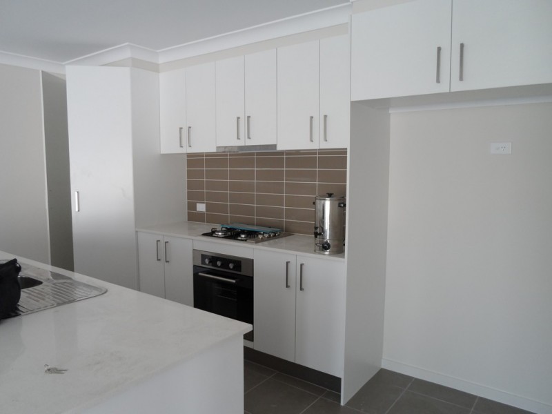 12 Mia Court, Nikenbah QLD 4655