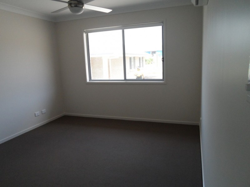 12 Mia Court, Nikenbah QLD 4655