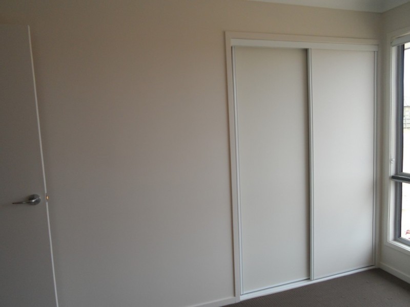 12 Mia Court, Nikenbah QLD 4655