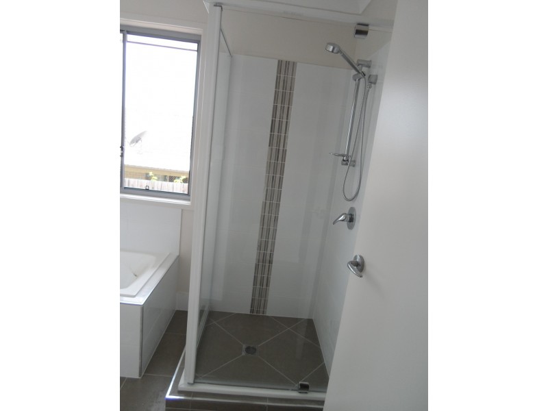 12 Mia Court, Nikenbah QLD 4655