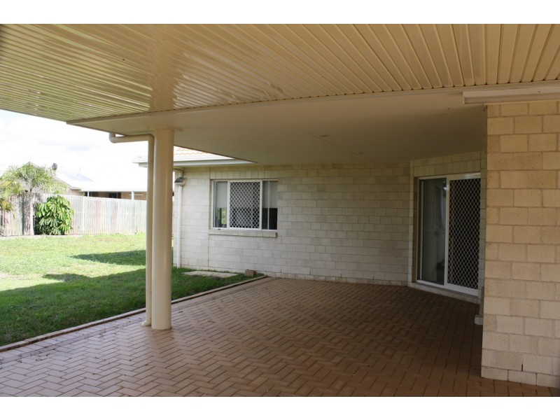 17 Harly Court, Urraween QLD 4655