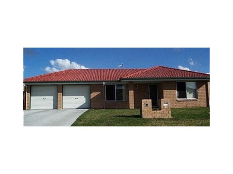 11 Mainsail Street, Point Vernon QLD 4655