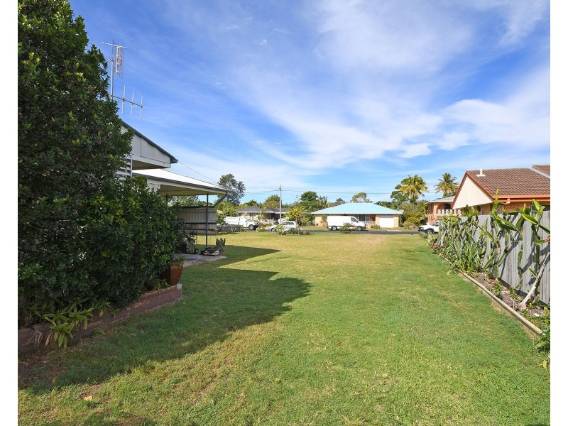 12 Campbell Street, Torquay QLD 4655
