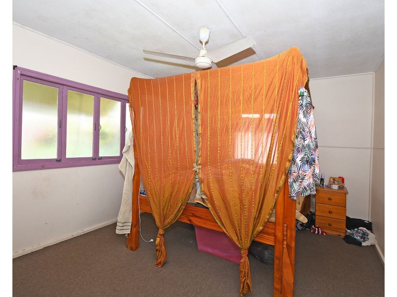12 Campbell Street, Torquay QLD 4655