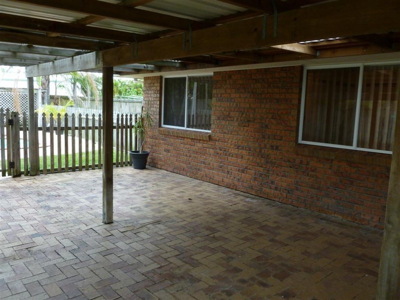 3 Kookaburra Drive, Eli Waters QLD 4655