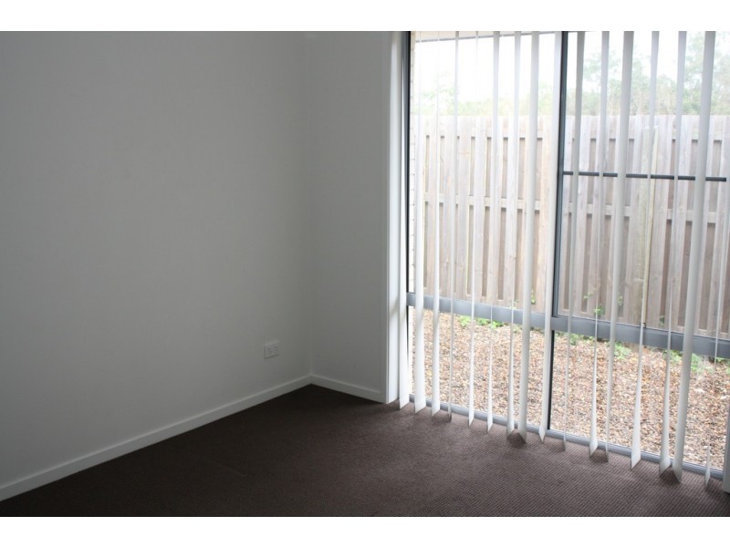 21 Lawson Crescent, Urraween QLD 4655