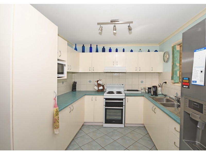 3 Green Close, Urraween QLD 4655