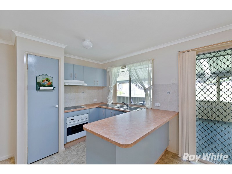 42 Philip Street, Howard QLD 4659