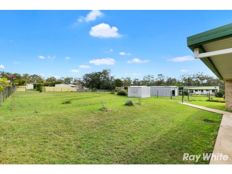 42 Philip Street, Howard QLD 4659