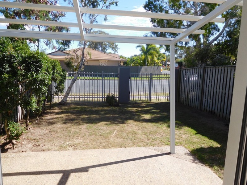 8/68 Pulgul Street, Urangan QLD 4655
