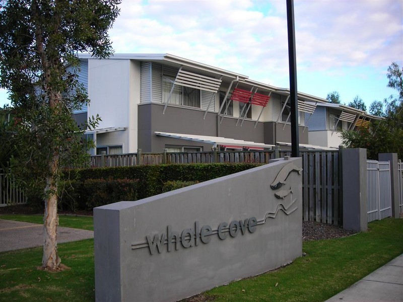 8/68 Pulgul Street, Urangan QLD 4655