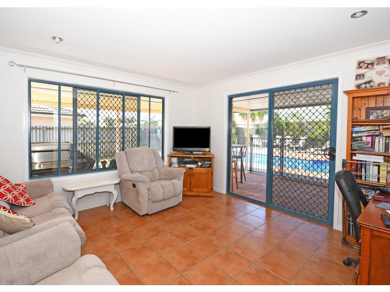 41 Heather Way, Urraween QLD 4655
