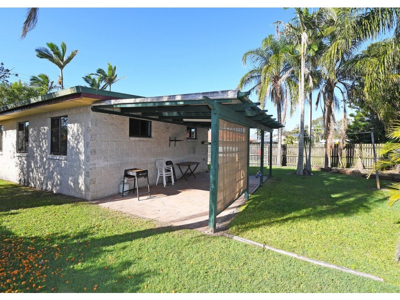 33 Honiton Street, Torquay QLD 4655