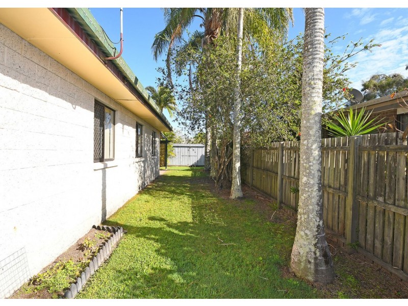 33 Honiton Street, Torquay QLD 4655