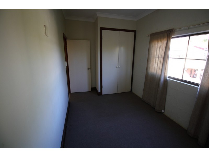 2/446 Esplanade, Torquay QLD 4655