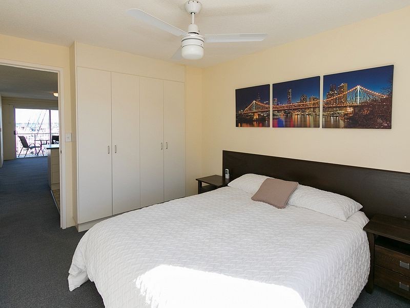 35/17 Buccaneer Ave (Great Sandy Straits Marina Resort), Urangan QLD 4655