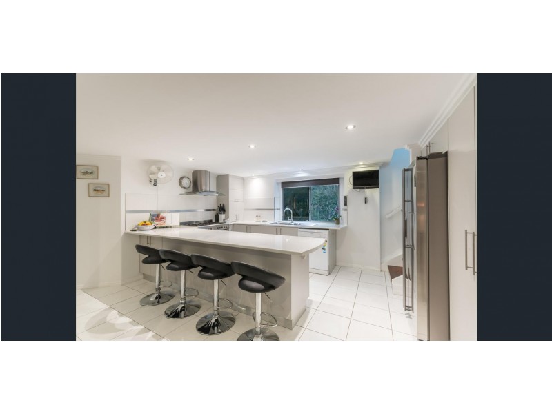 337 Torquay Terrace, Torquay QLD 4655